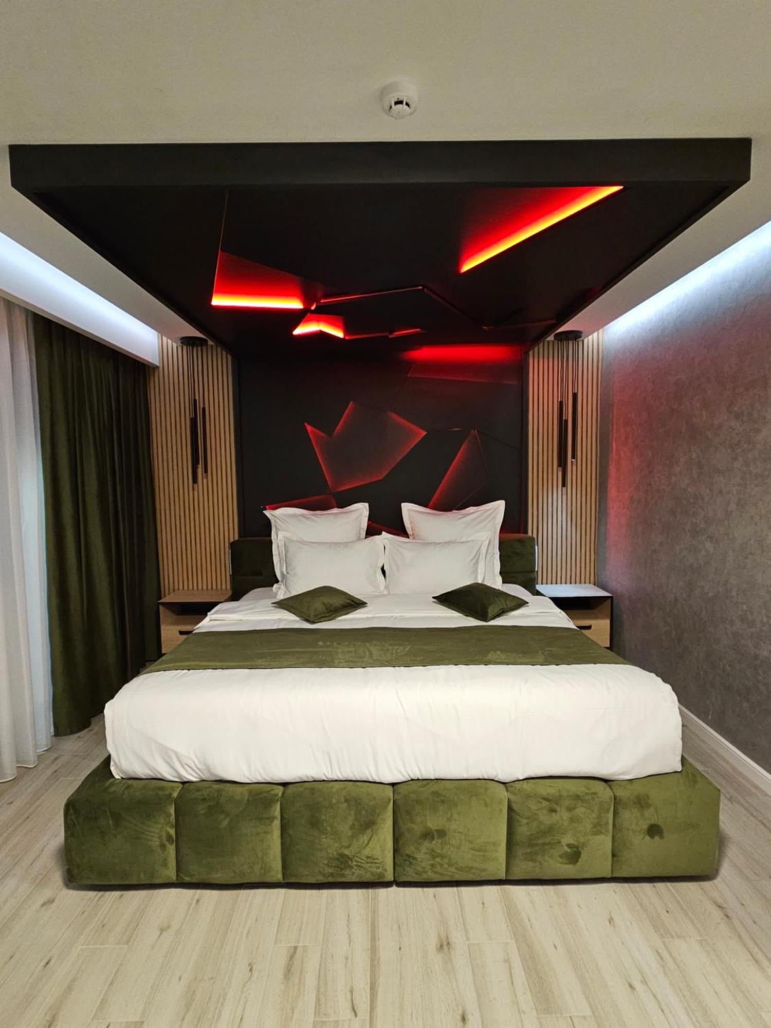 Monarc Boutique Aparthotel - Self Check-In Visan Exterior foto